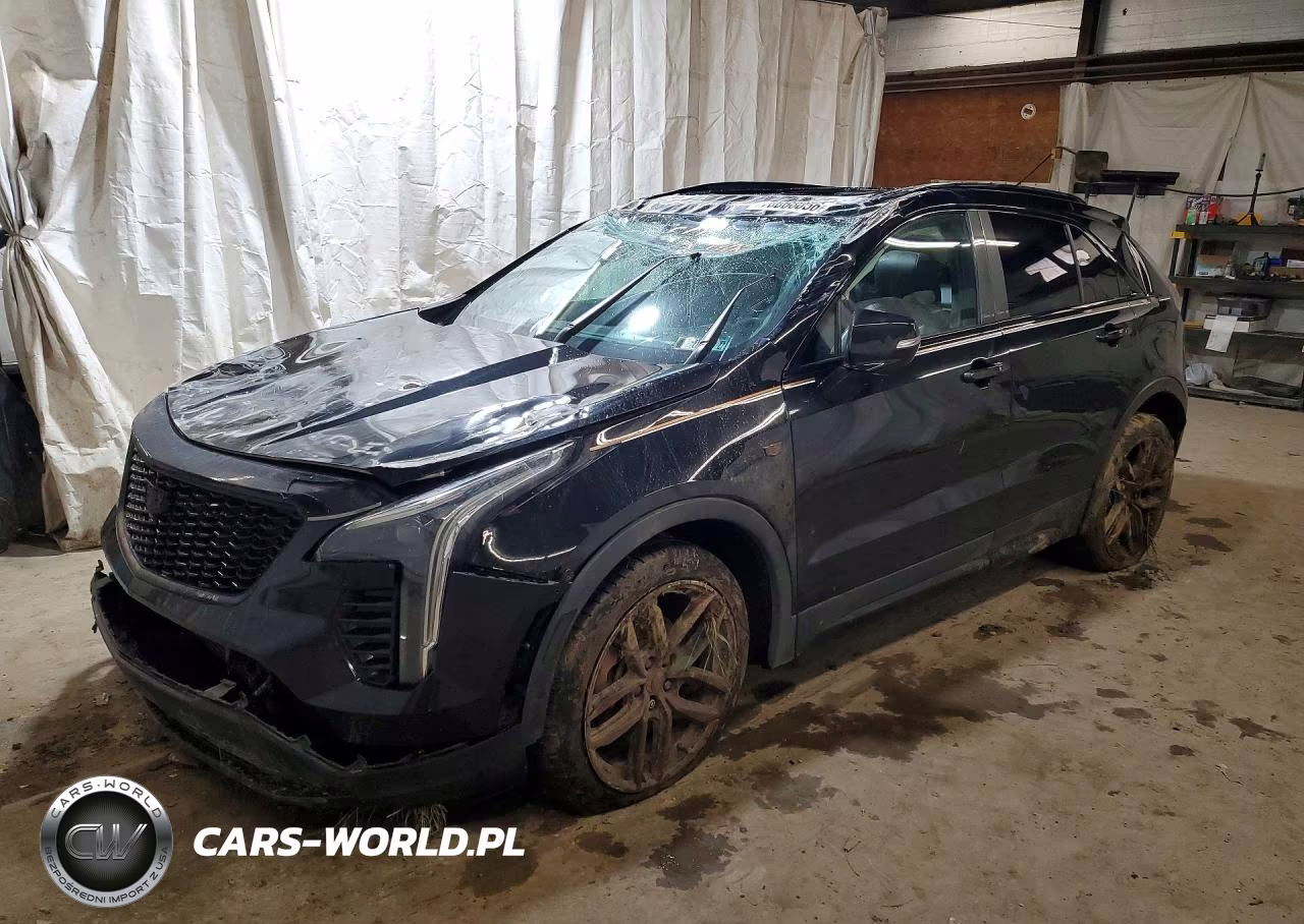 2019 Cadillac Xt4 Sport VIN:1GYFZFR44KF100069 - 1
