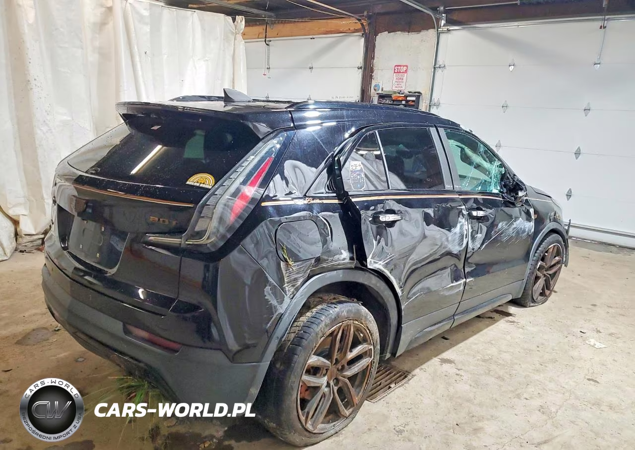 2019 Cadillac Xt4 Sport VIN:1GYFZFR44KF100069 - 3