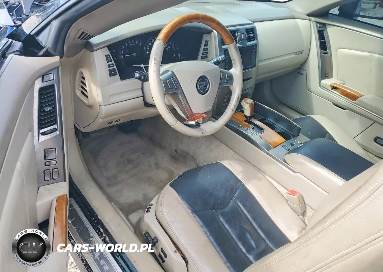 2005 Cadillac Xlr VIN:1G6YV34A655603752 - 8