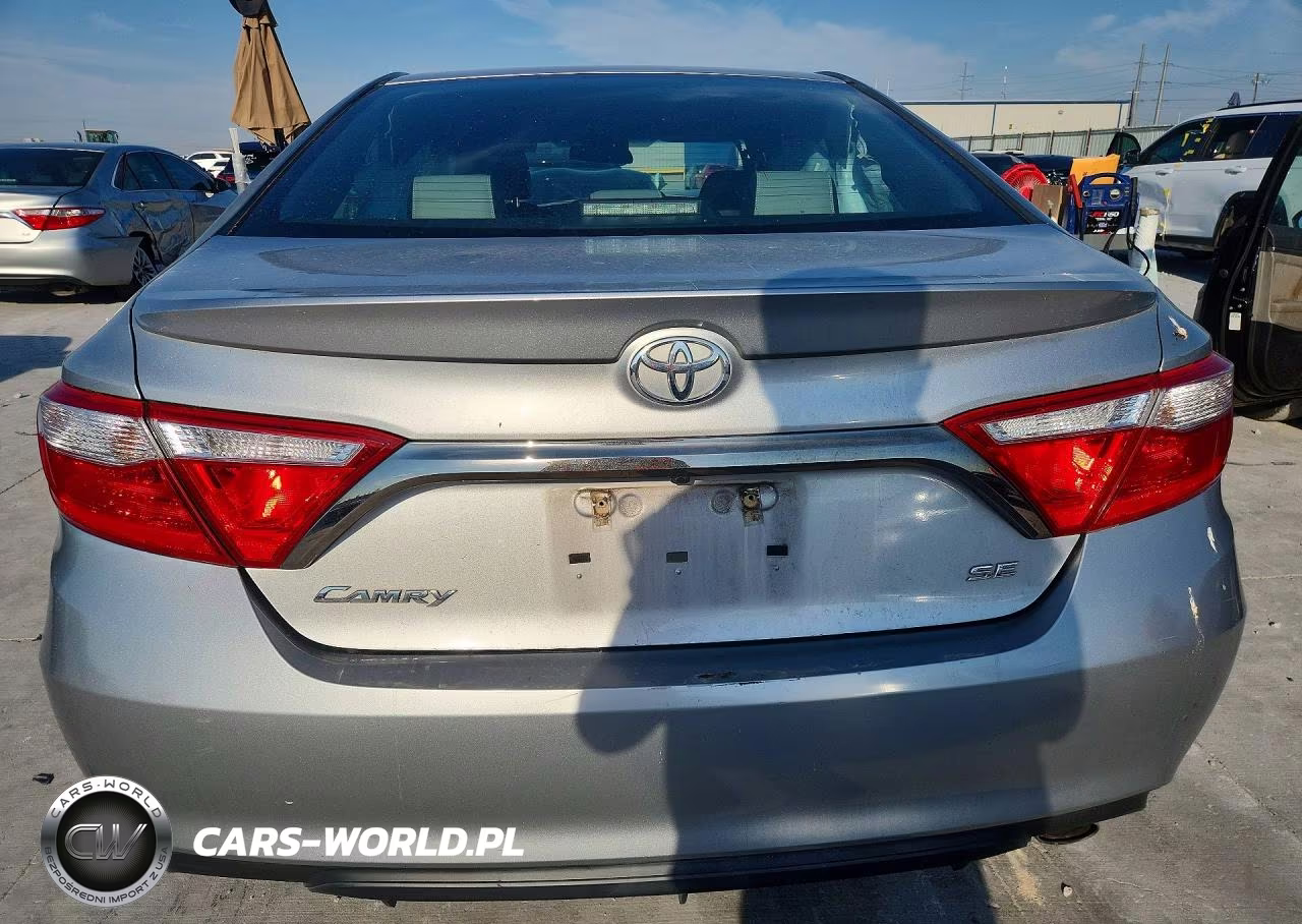 2017 Toyota Camry Se VIN:4T1BF1FK1HU661476 - 6