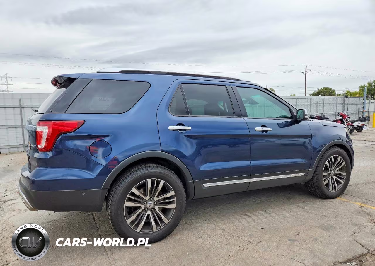 2016 Ford Explorer Platinum VIN:1FM5K8HT9GGB95476 - 3