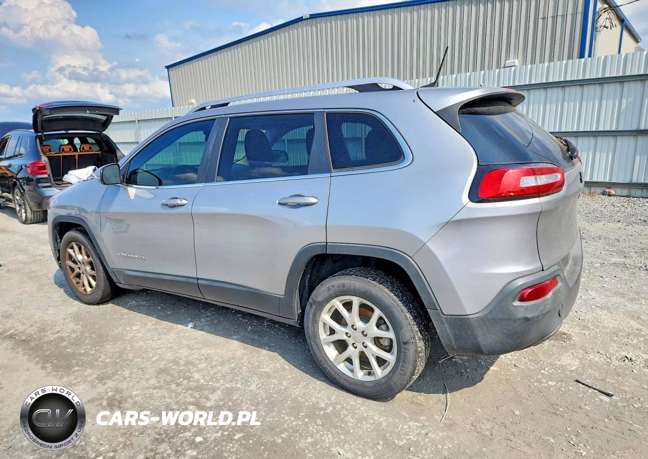 2016 Jeep Cherokee Latitude VIN:1C4PJLCB5GW136433 - 2