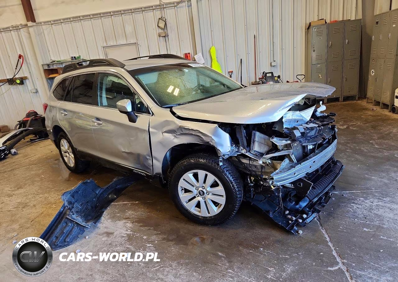 2015 Subaru Outback 2.5I Premium VIN:4S4BSBCC8F3293055 - 4