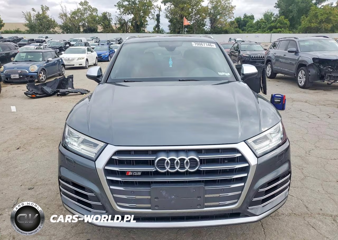 2018 Audi Sq5 Premium Plus VIN:WA1A4AFY2J2094474 - 5