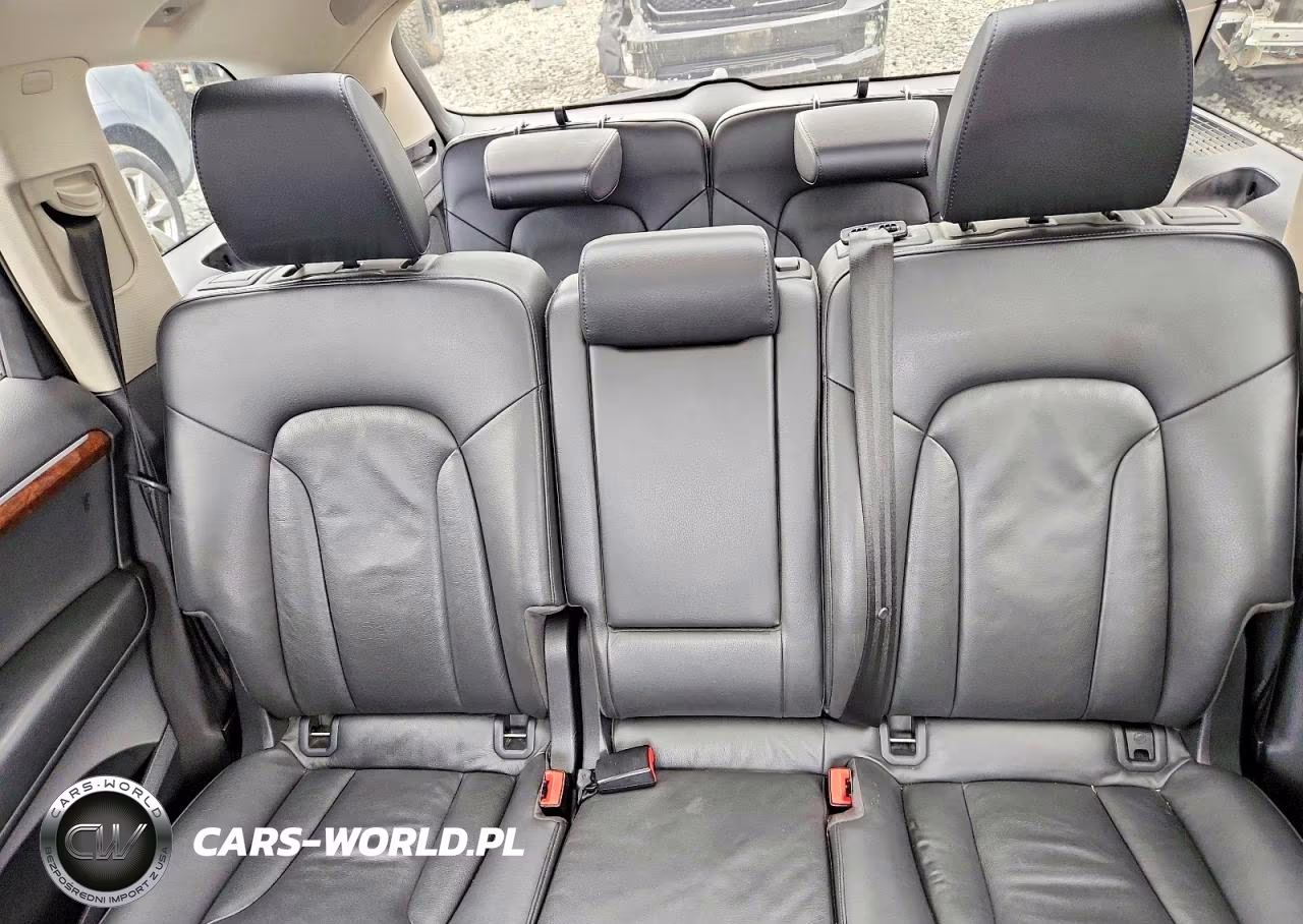 2013 Audi Q7 Premium Plus VIN:WA1LGAFE4DD011030 - 10