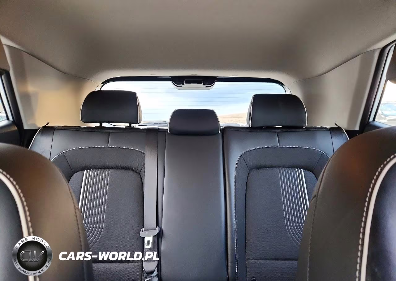 2023 Hyundai Venue Limited VIN:KMHRC8A37PU259752 - 10