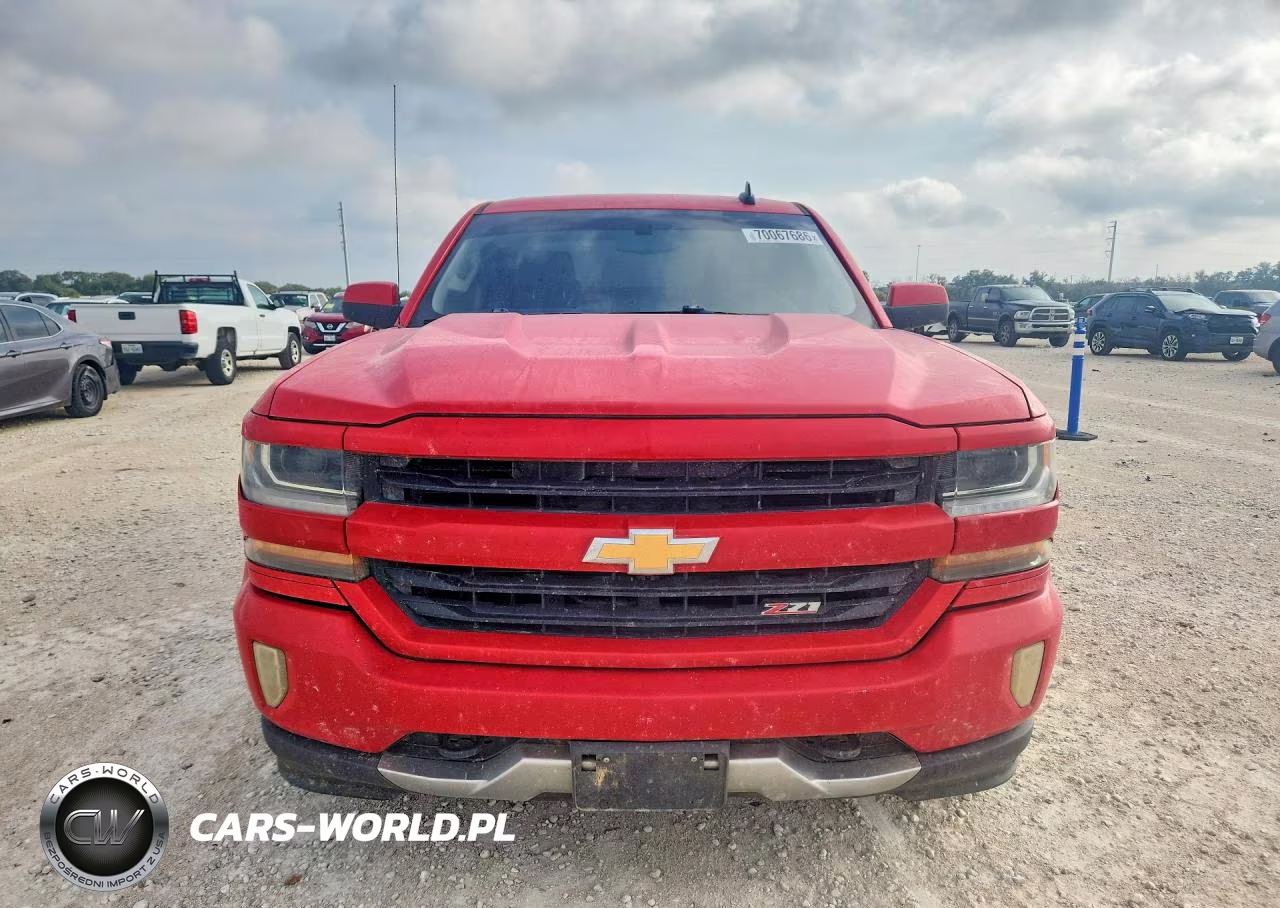 2018 Chevrolet Silverado K1500 Lt VIN:1GCVKREC1JZ100192 - 5