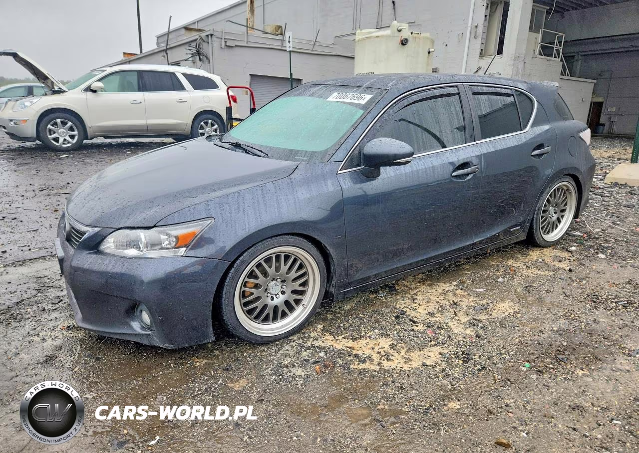 LEXUS CT 200 – zdjęcie 1 z 12