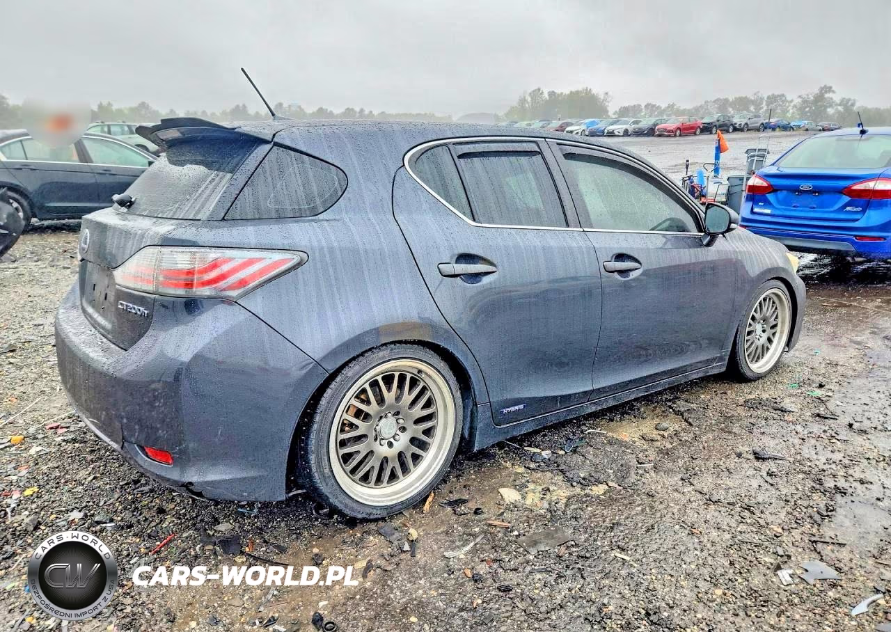 LEXUS CT 200 VIN:JTHKD5BH0B2036709 - 3