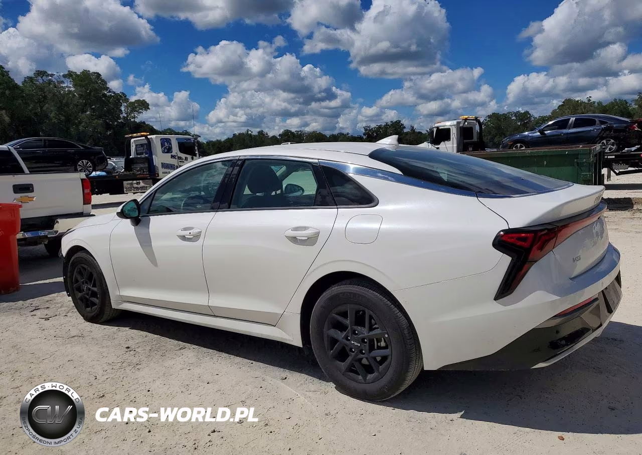 2026 Kia K5 Lxs VIN:KNAG24J79T5445935 - 2
