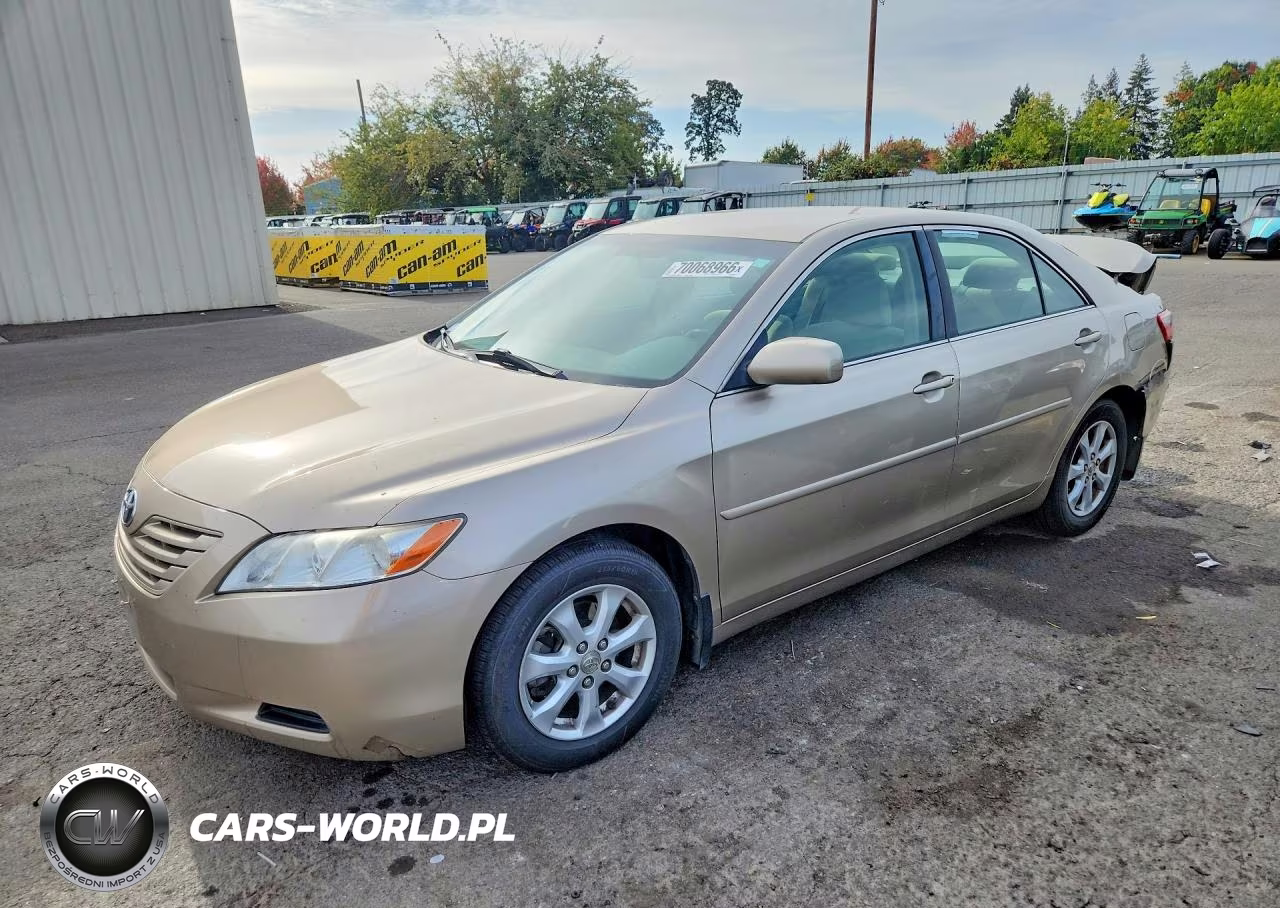 2007 Toyota Camry Le – zdjęcie 1 z 12