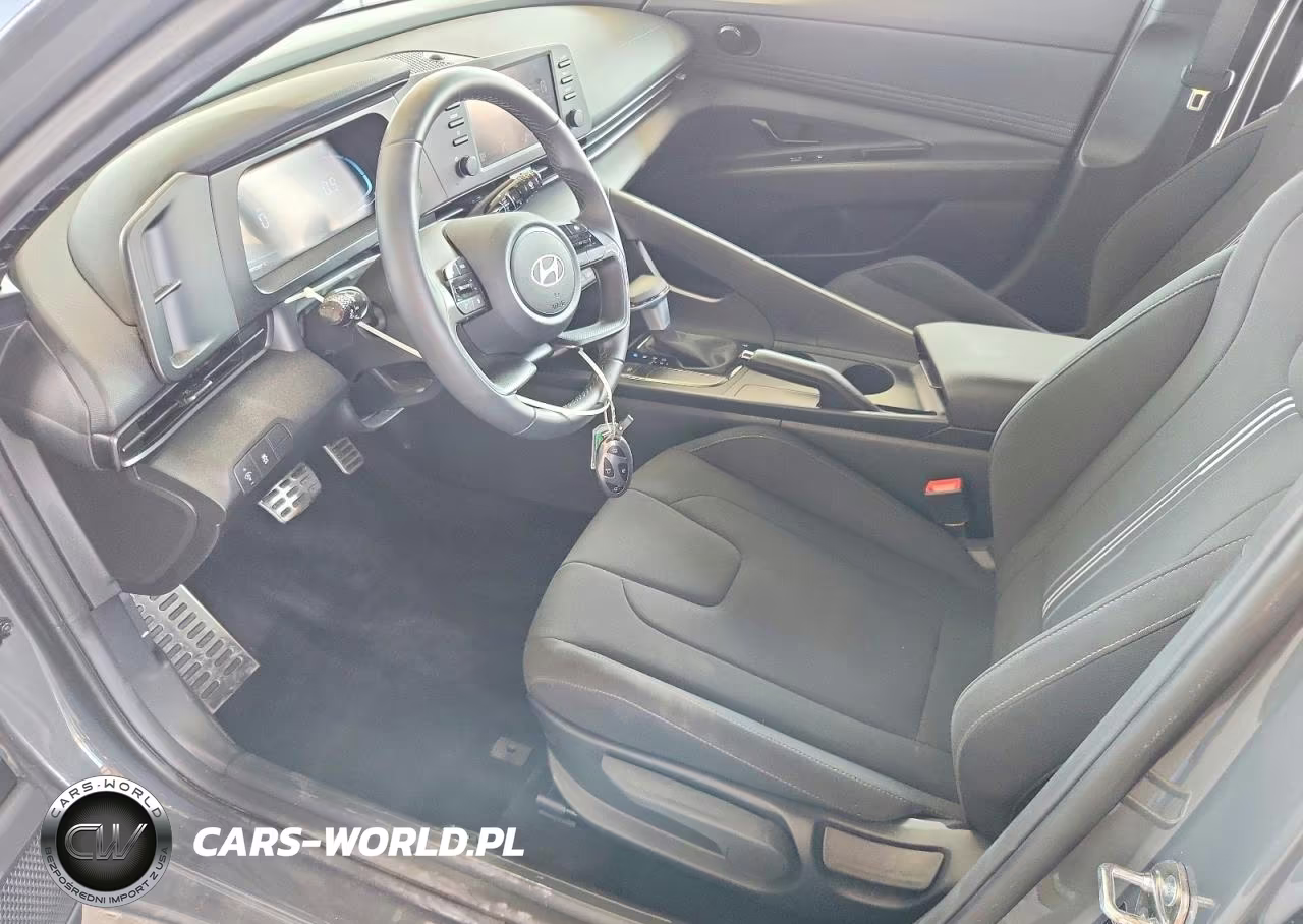 2026 Hyundai Elantra Sel Sport VIN:KMHLM4DG5TU218041 - 7