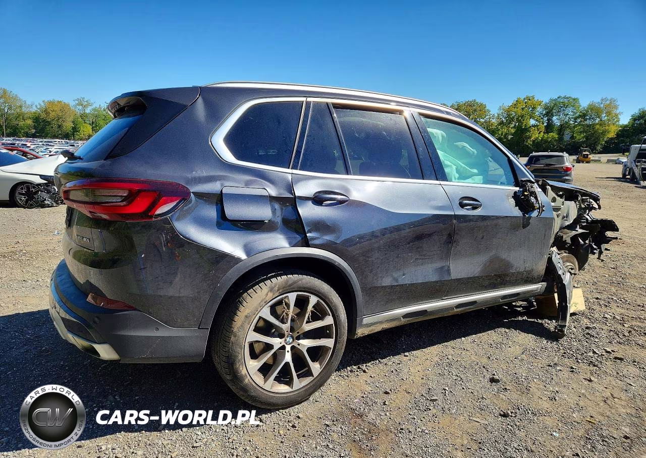 2023 BMW X5 xDrive40I VIN:5UXCR6C01P9R61342 - 3