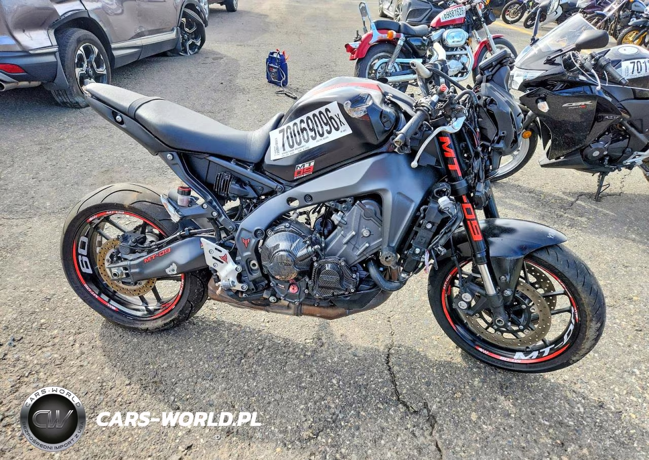 2023 Yamaha Mt09 – zdjęcie 1 z 9