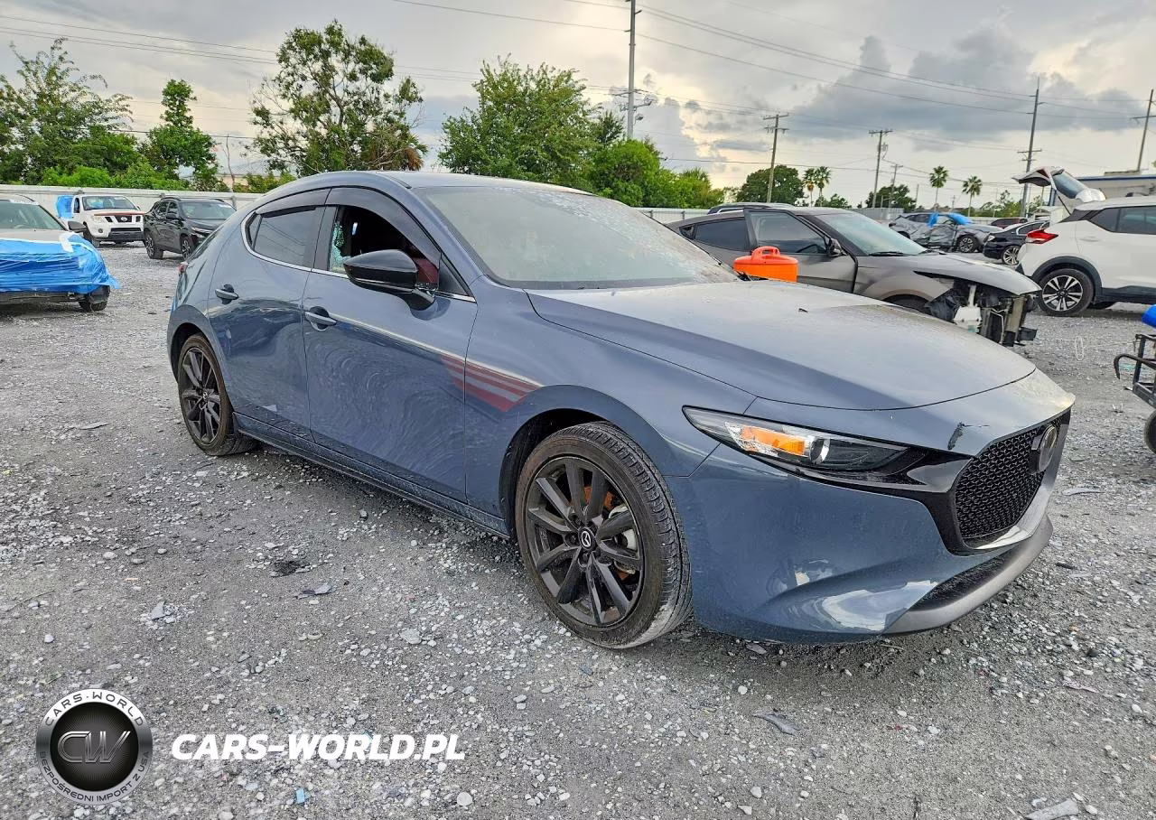 2024 Mazda 3 Preferred VIN:JM1BPBLM0R1650159 - 4