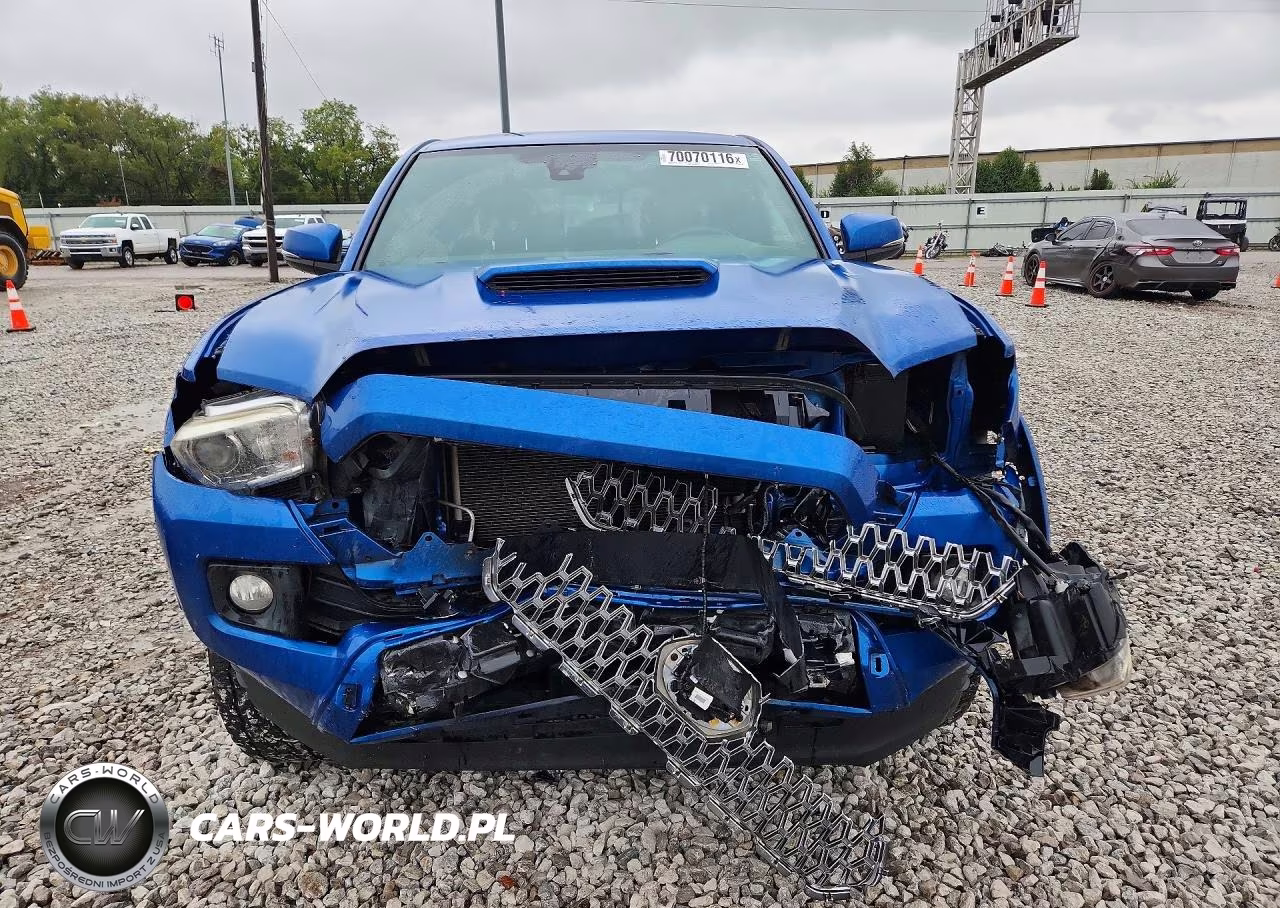 2018 Toyota Tacoma Trd Sport VIN:3TMCZ5AN9JM176523 - 5