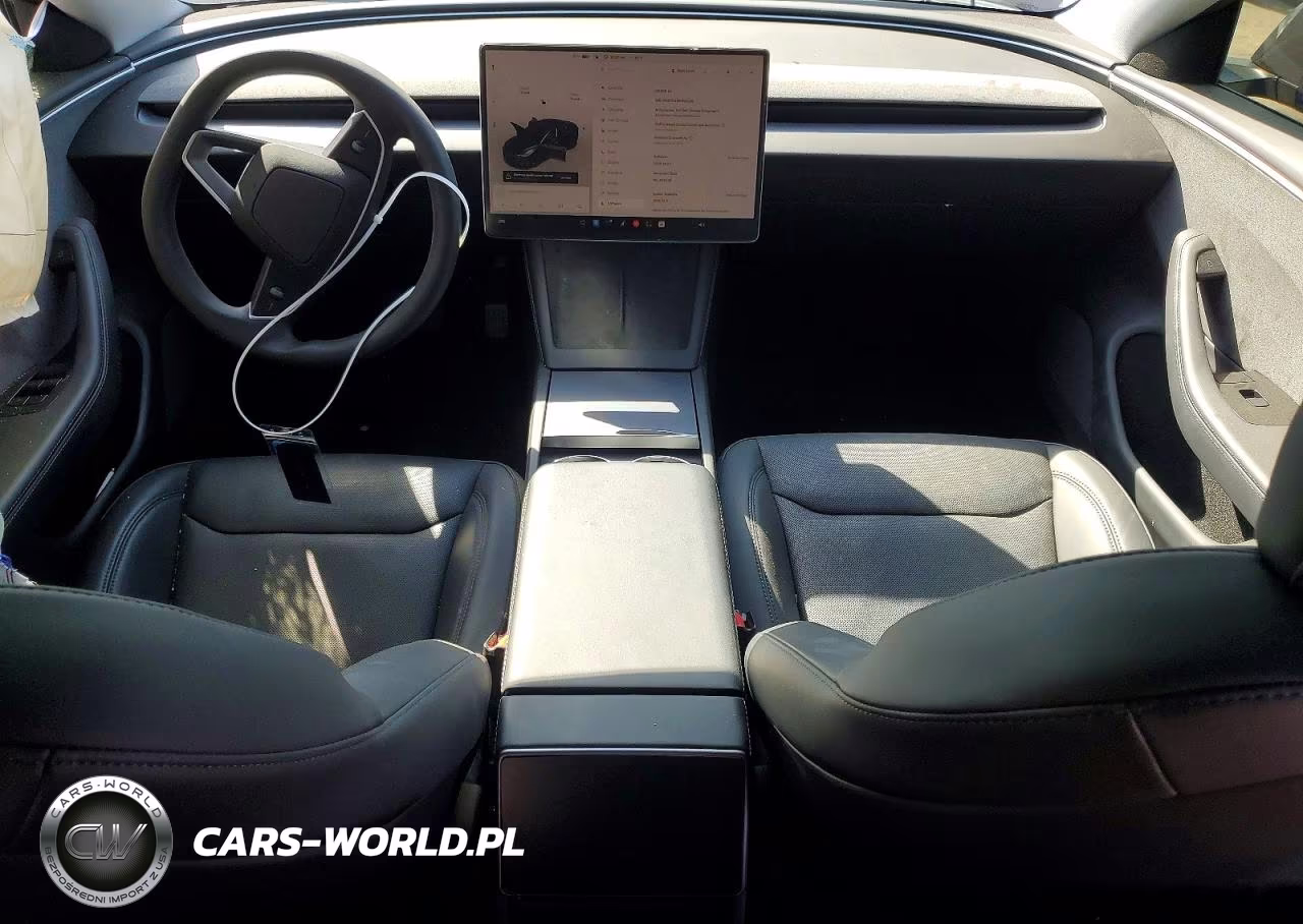 2025 Tesla Model 3 VIN:5YJ3E1EA1SF992028 - 8