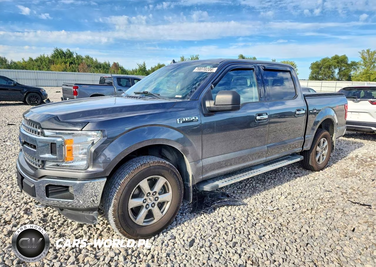 2018 Ford F150 Supercrew VIN:1FTEW1E53JFD56181 - 1