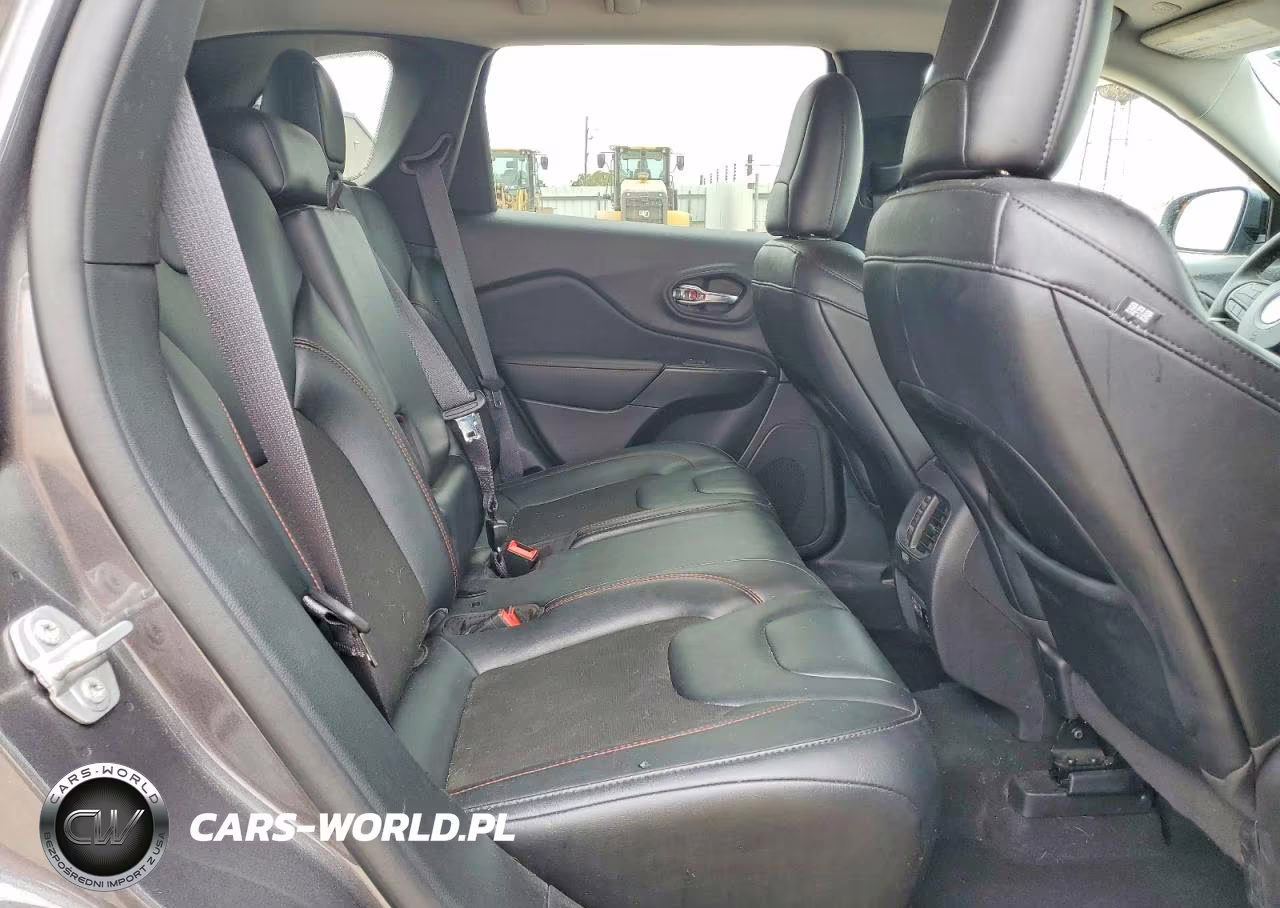 2022 Jeep Cherokee Trailhawk VIN:1C4PJMBX9ND535101 - 11