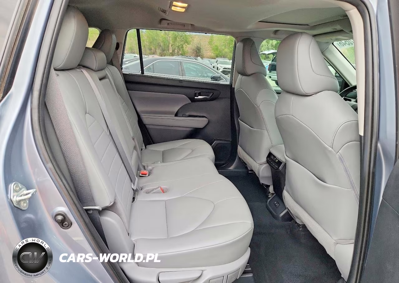 2020 Toyota Highlander Xle VIN:5TDHZRBHXLS047392 - 11