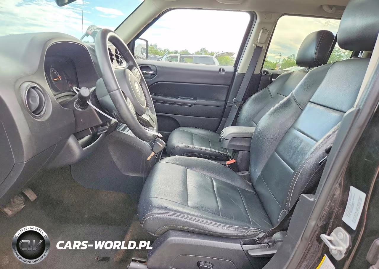 2016 Jeep Patriot Latitude VIN:1C4NJPFA9GD519269 - 7