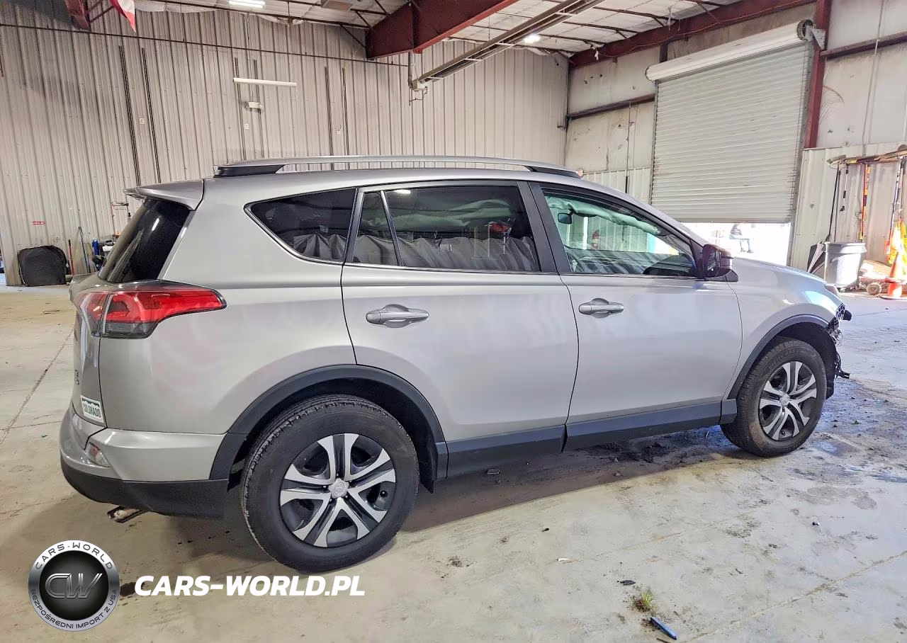 2017 Toyota Rav4 Le VIN:2T3BFREV5HW604649 - 3