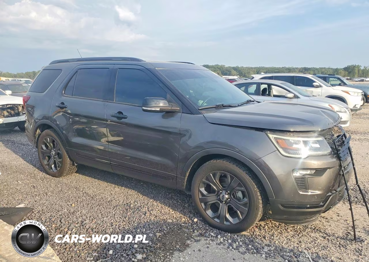 2018 Ford Explorer Sport VIN:1FM5K8GT8JGB88513 - 4