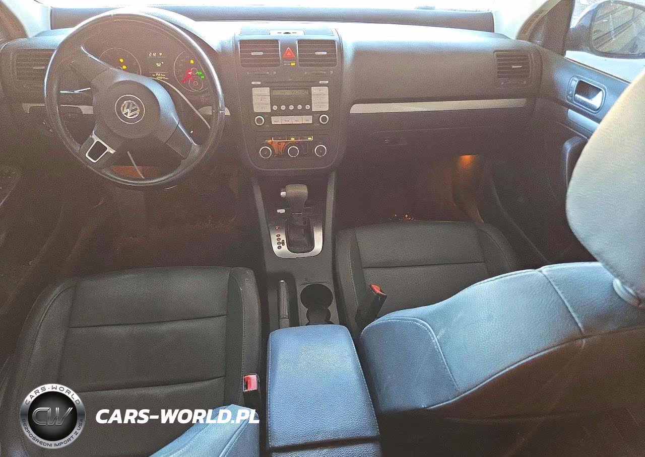 2010 Volkswagen Jetta Se VIN:3VWRX7AJ2AM134894 - 8