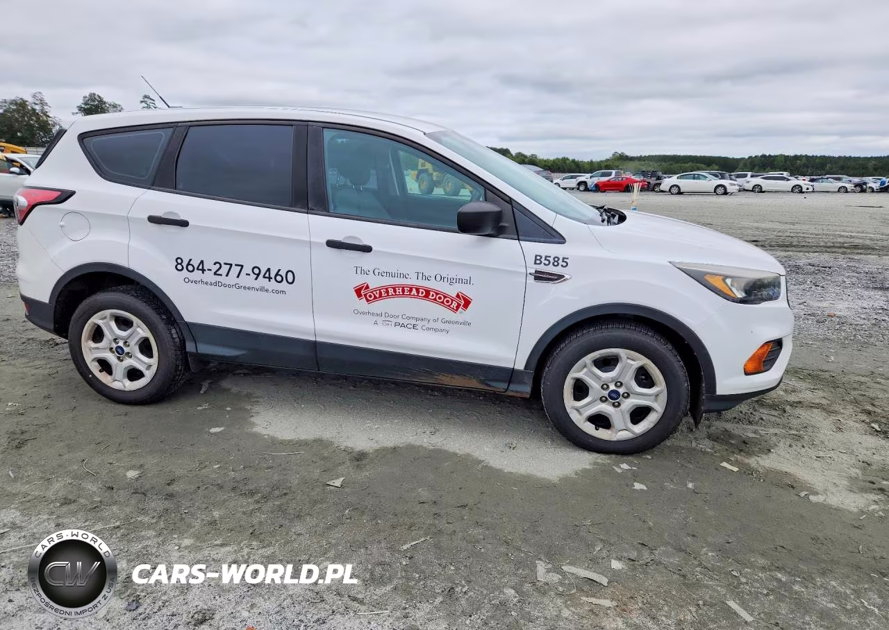 2018 Ford Escape S VIN:1FMCU0F70JUD38316 - 4