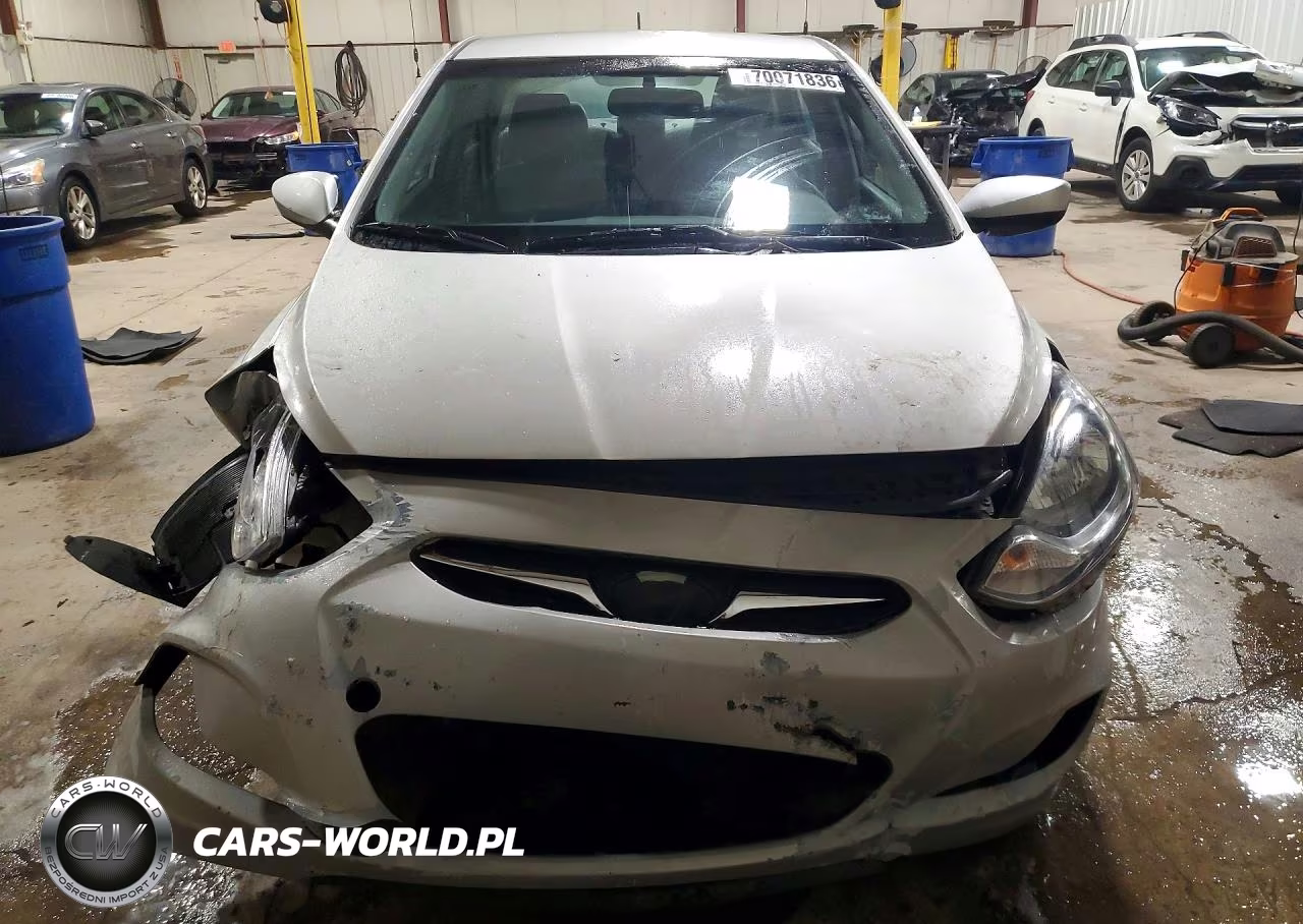 2013 Hyundai Accent Gls VIN:KMHCU4AE4DU321472 - 5