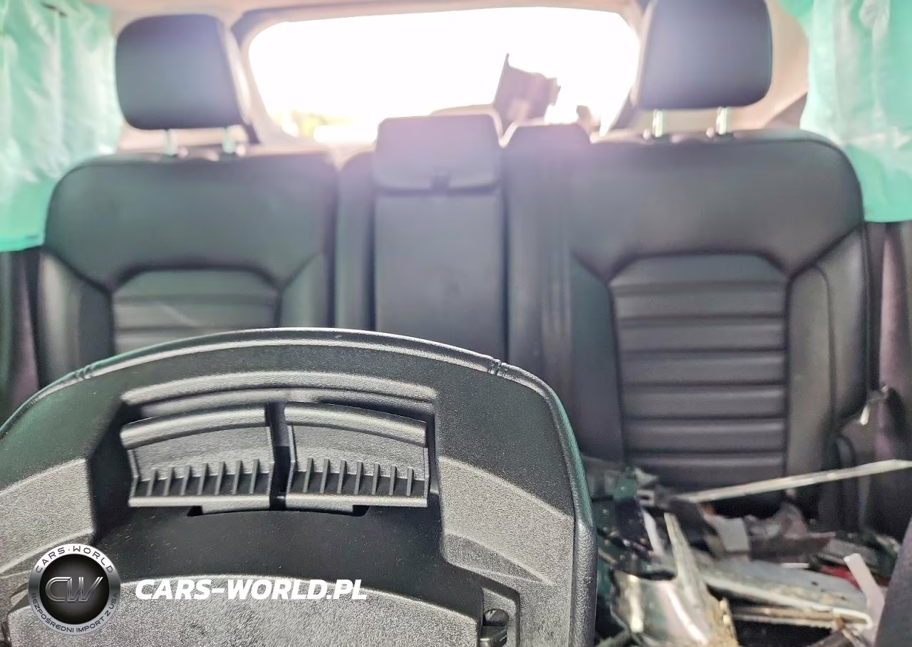 2019 Ford Edge Sel VIN:2FMPK4J95KBC05596 - 10