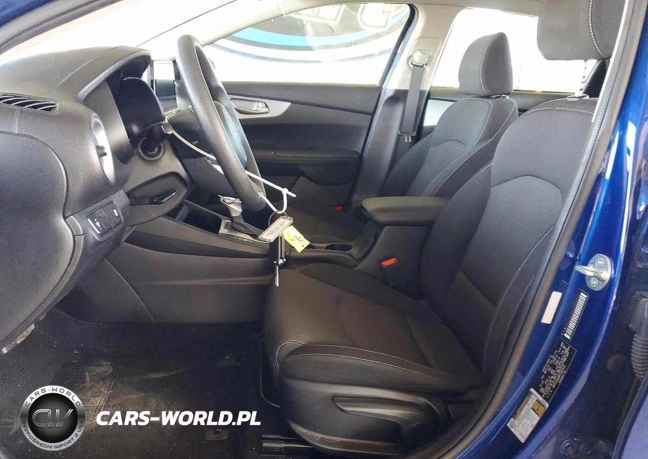 2023 Kia Forte Lxs VIN:3KPF24AD8PE565515 - 7