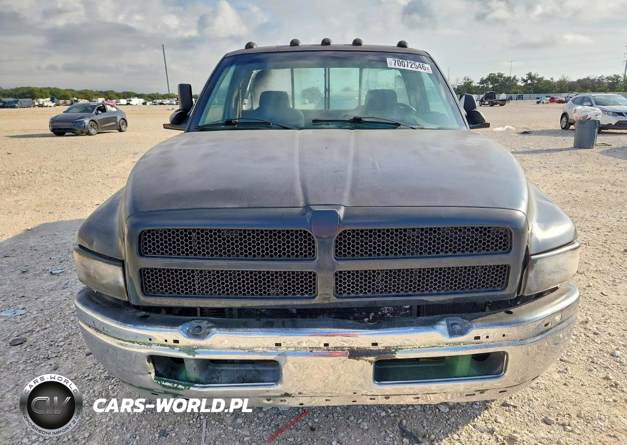 1997 Dodge Ram 3500 VIN:1B7MC36W8VJ555611 - 5