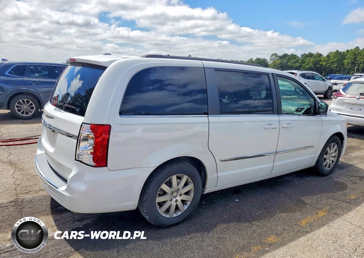 2014 Chrysler Town & Country Touring VIN:2C4RC1BG2ER434044 - 3