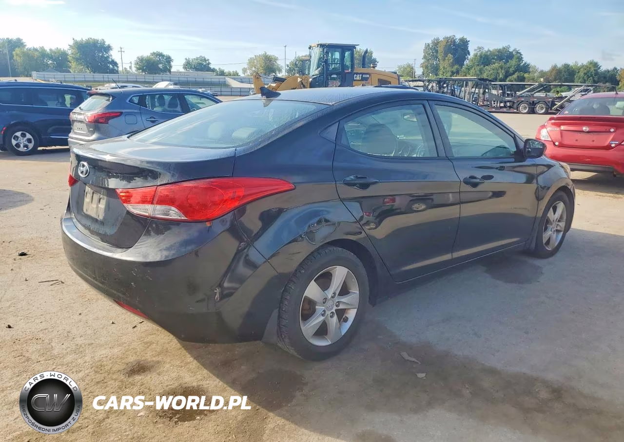 2013 Hyundai Elantra Gls VIN:5NPDH4AE1DH195160 - 3