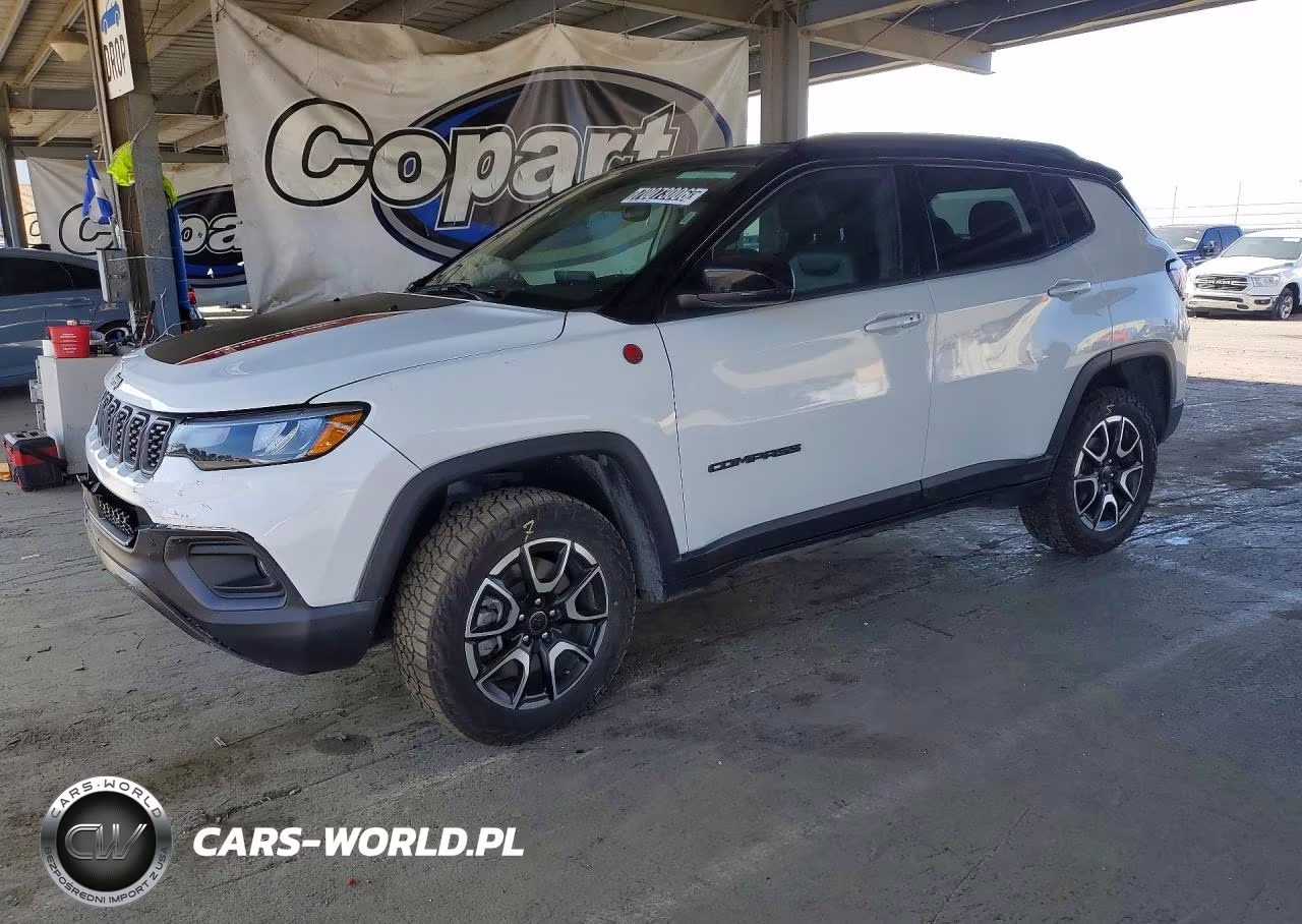 2025 Jeep Compass Trailhawk