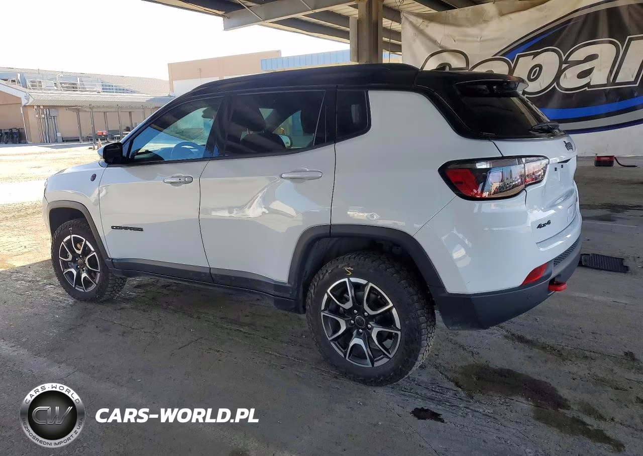2025 Jeep Compass Trailhawk VIN:3C4NJDDN6ST565794 - 2