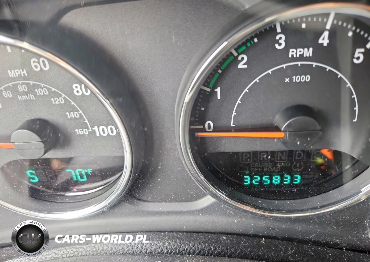 2012 Jeep Wrangler Unlimited Sport VIN:1C4BJWDG9CL243065 - 9