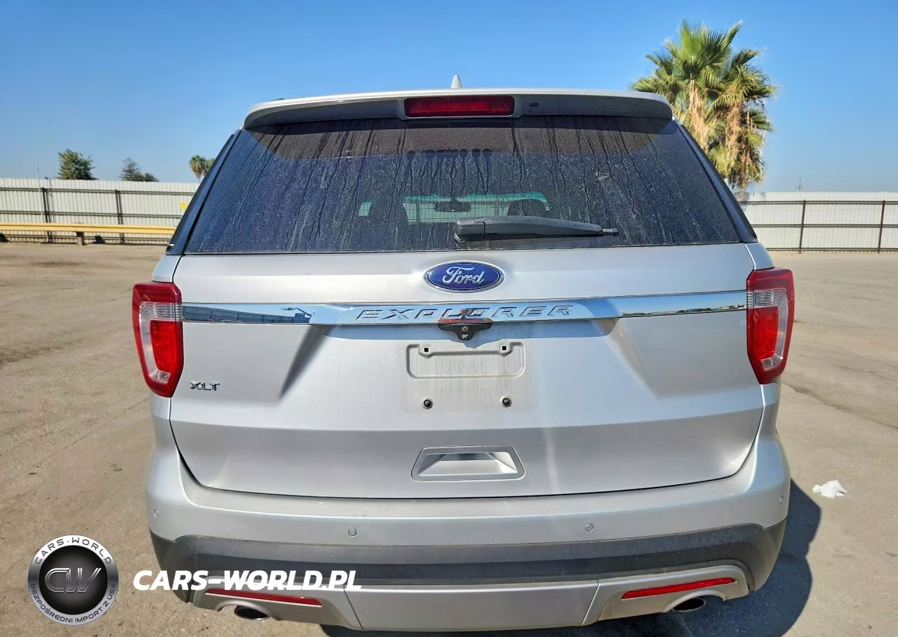 2017 Ford Explorer Xlt VIN:1FM5K7D86HGB22112 - 6