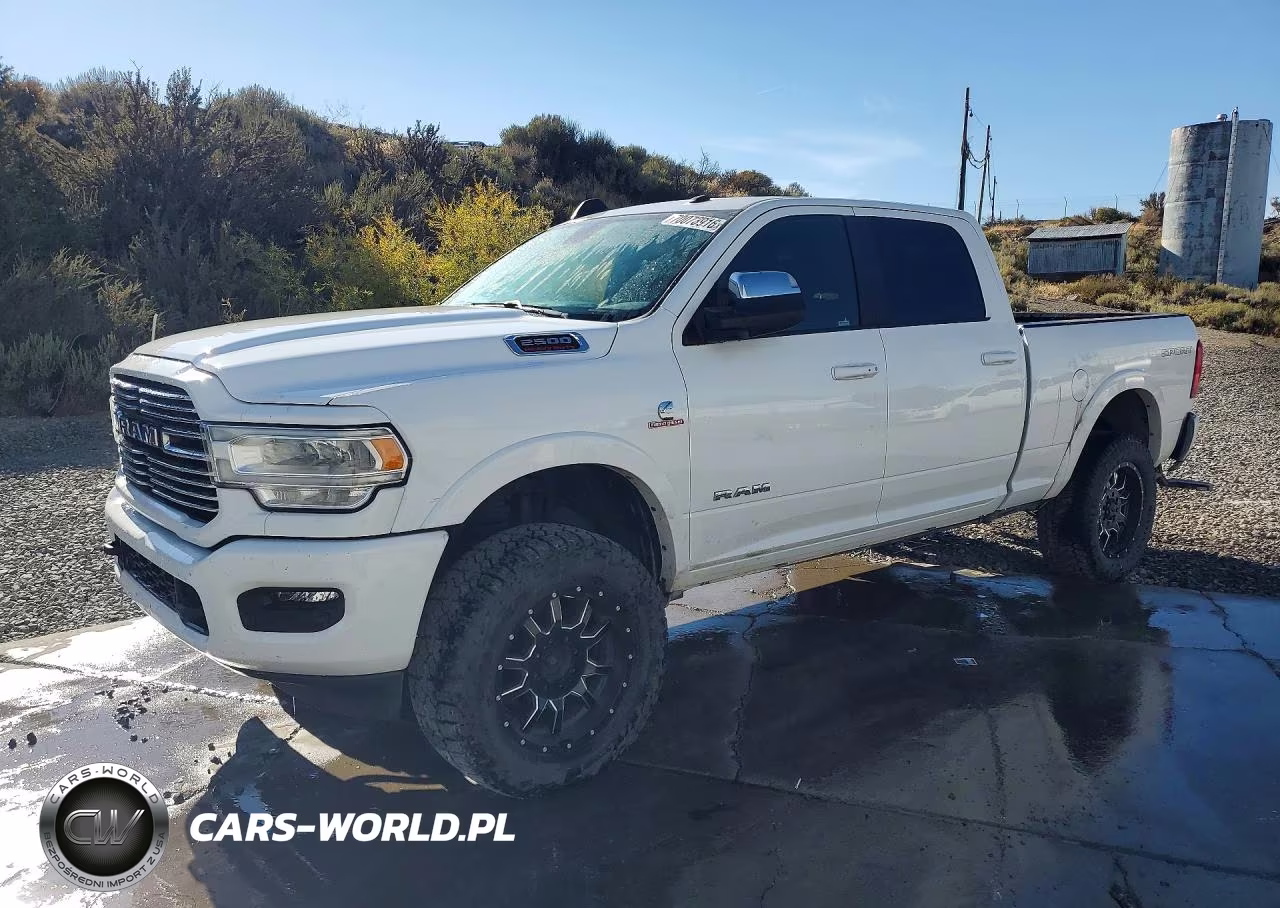 2021 Ram 2500 Laramie VIN:3C6UR5FL2MG610271 - 1