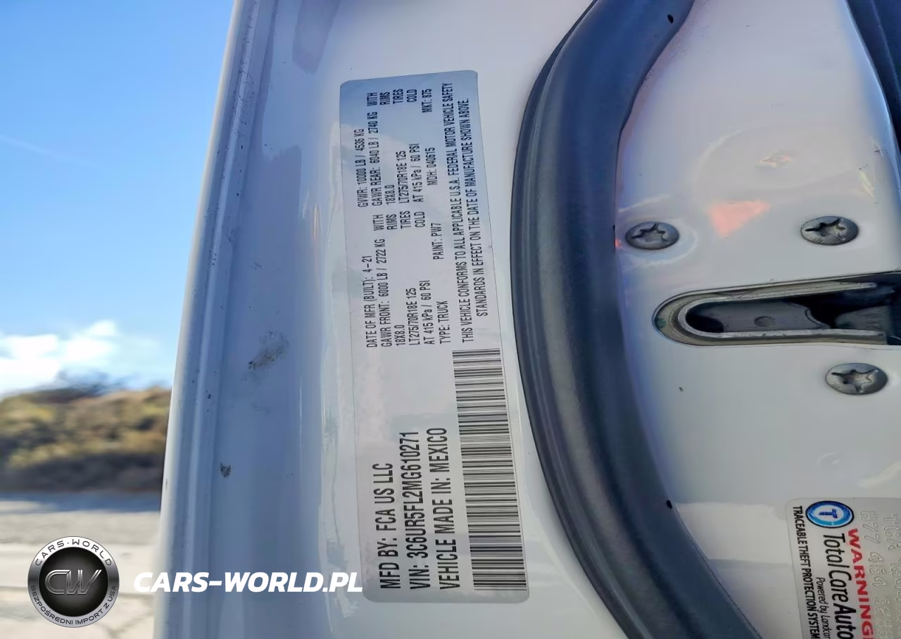 2021 Ram 2500 Laramie VIN:3C6UR5FL2MG610271 - 12