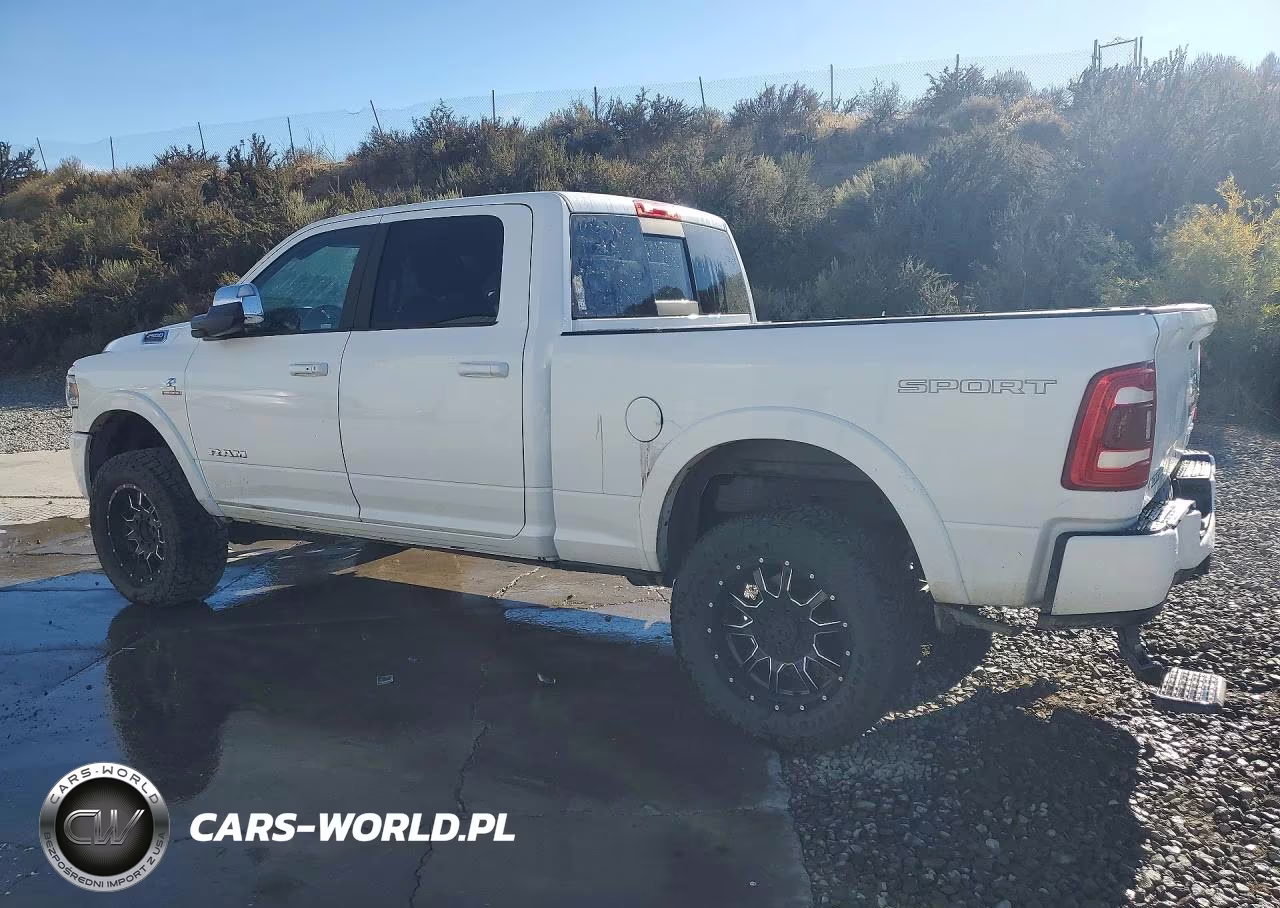 2021 Ram 2500 Laramie VIN:3C6UR5FL2MG610271 - 2