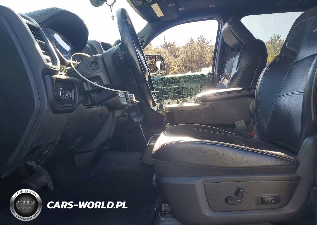 2021 Ram 2500 Laramie VIN:3C6UR5FL2MG610271 - 7