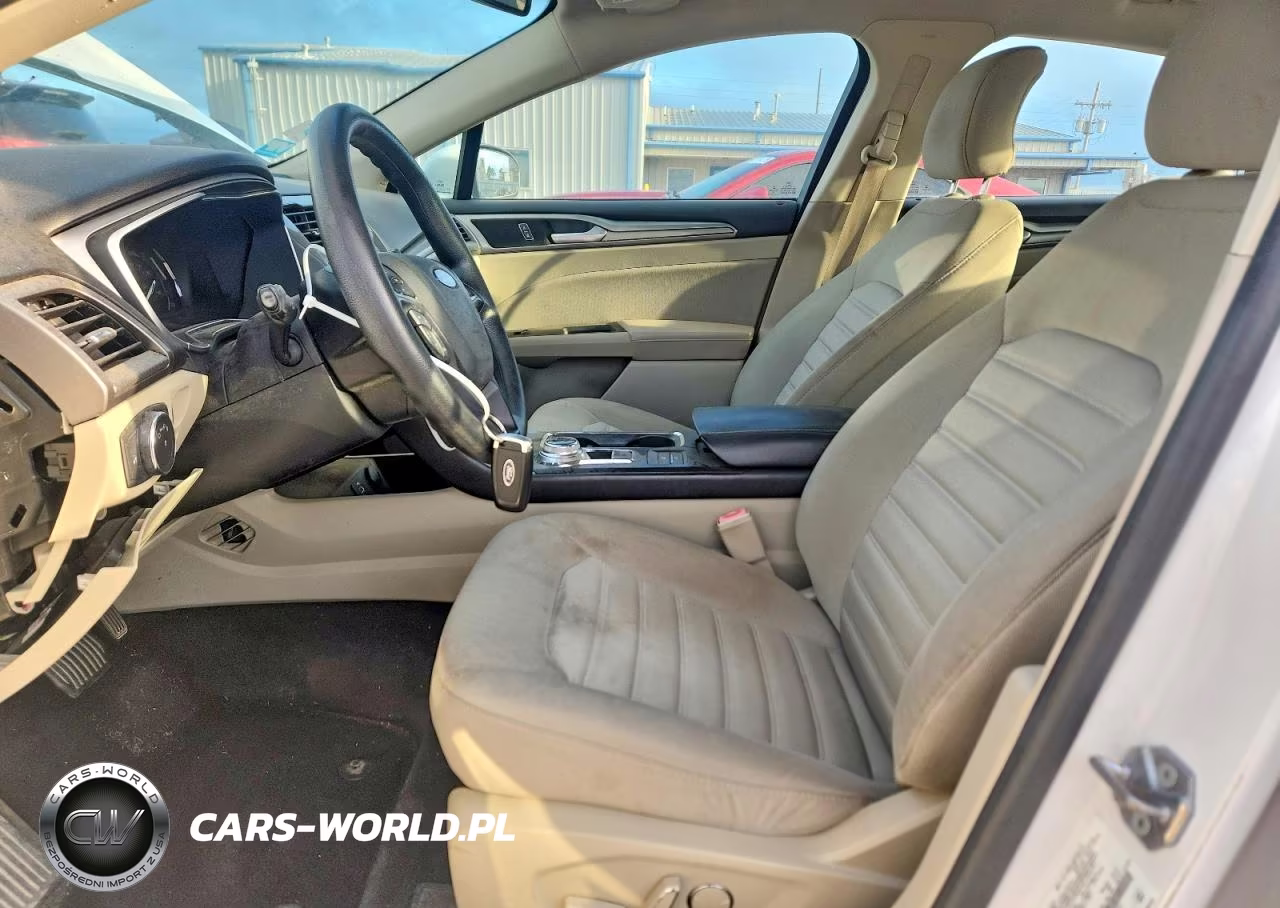 2018 Ford Fusion Se Hybrid VIN:3FA6P0LU3JR261165 - 7