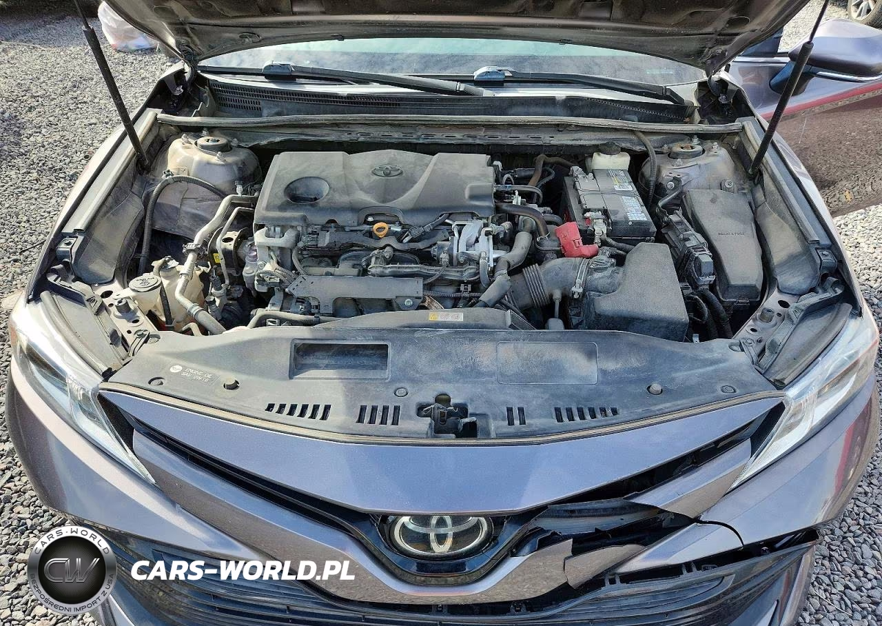 2018 Toyota Camry Le VIN:4T1B11HK1JU632562 - 11