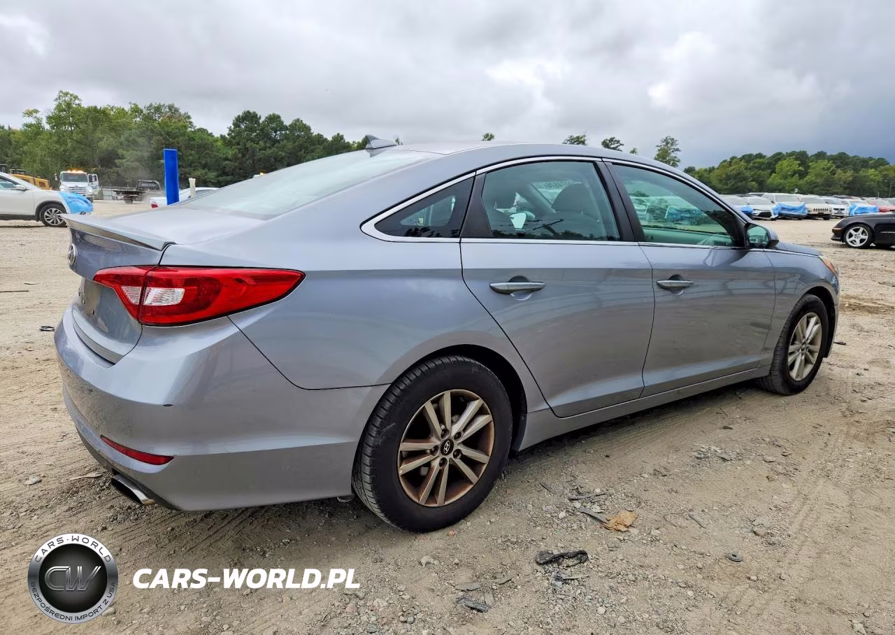 2016 Hyundai Sonata VIN:5NPE24AF3GH363237 - 3