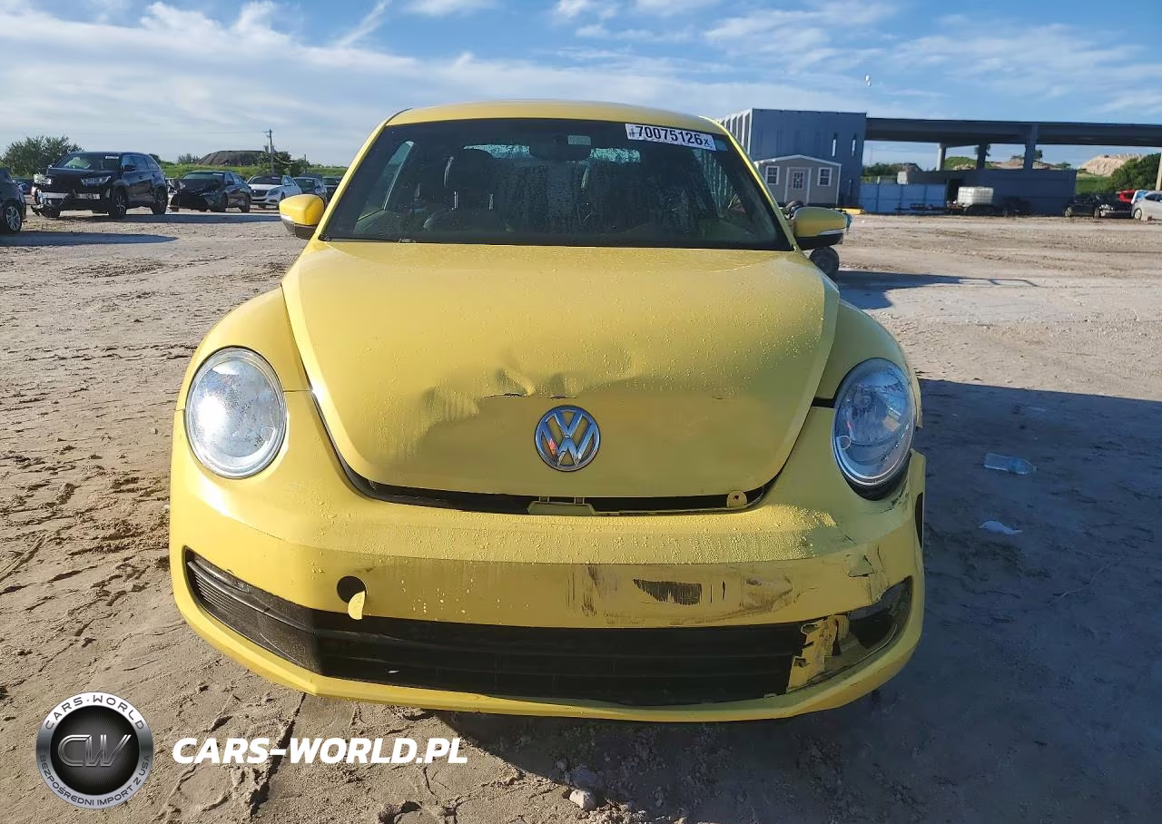 2014 Volkswagen Beetle VIN:3VWJX7AT6EM628938 - 5
