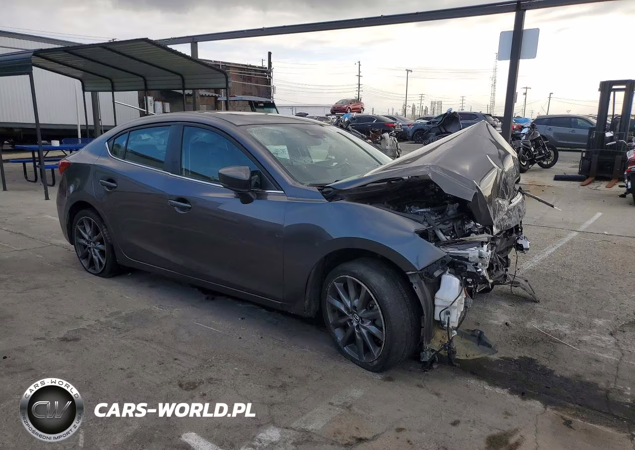 2018 Mazda 3 Grand Touring VIN:3MZBN1W33JM230077 - 4