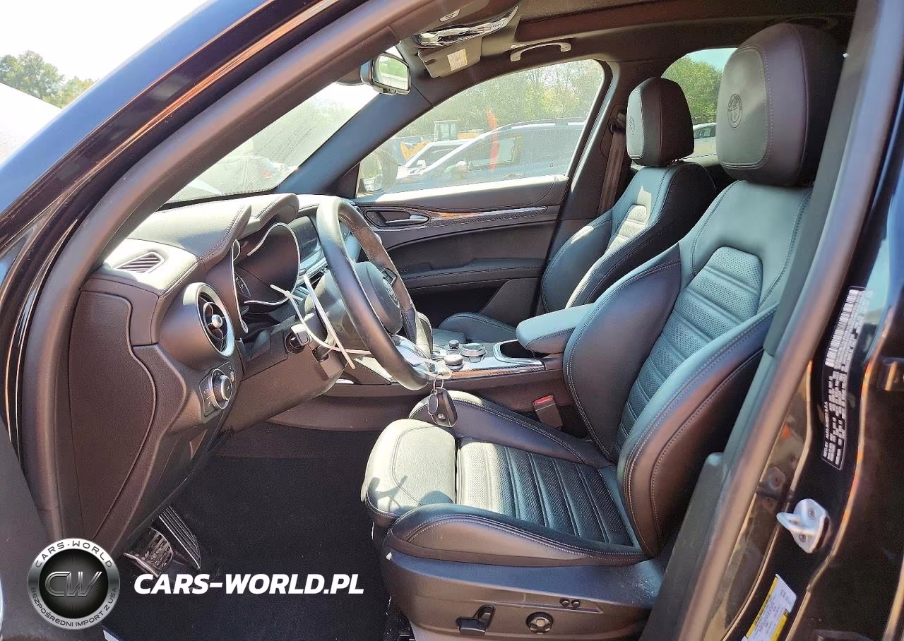 2023 Alfa Romeo Stelvio Quadrifoglio VIN:ZASPAKEV4P7D67536 - 7