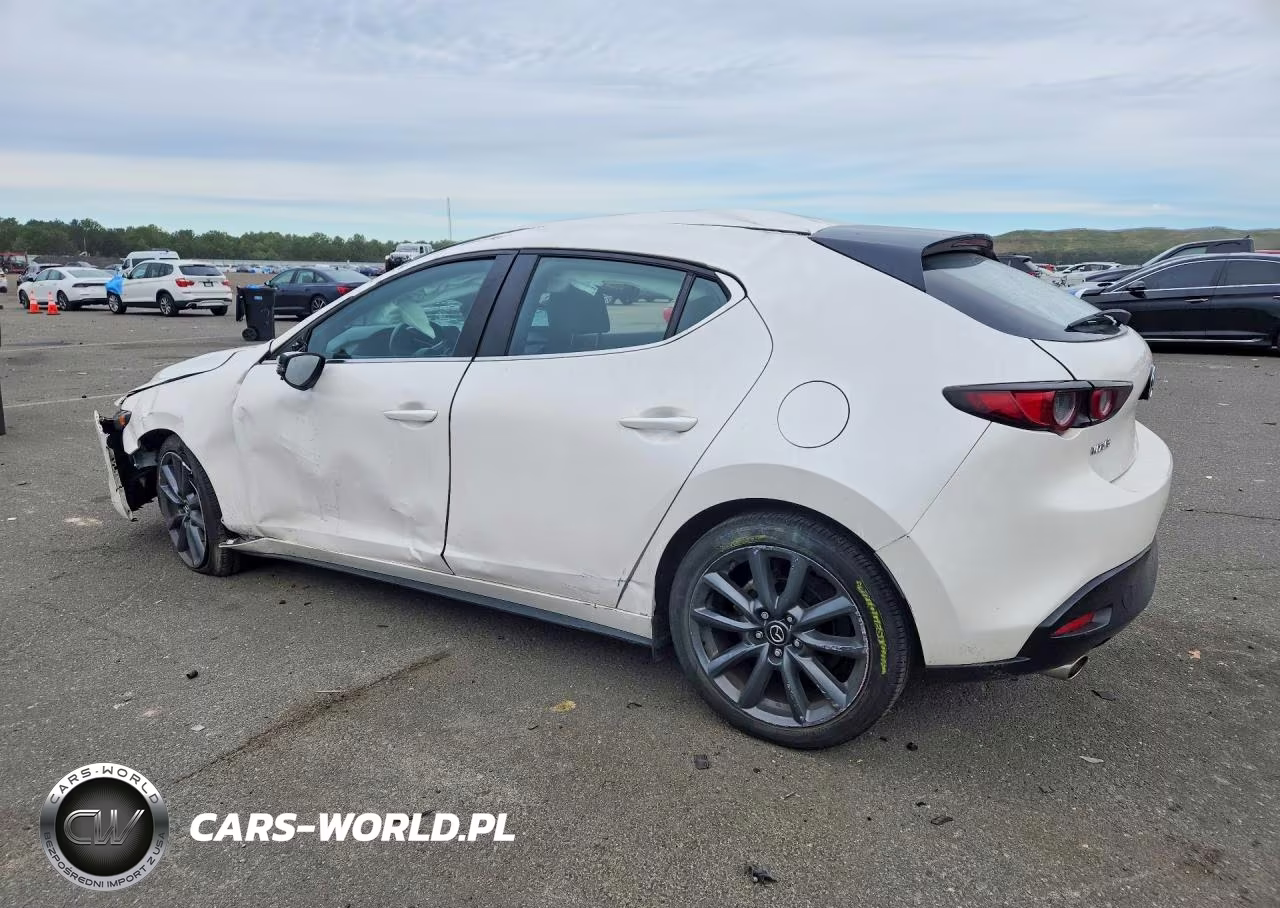 2021 Mazda 3 Select VIN:JM1BPAKLXM1402447 - 2
